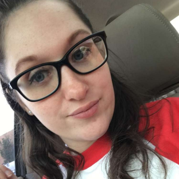 Meet your Posher, Kayla - Picture 5 of 5